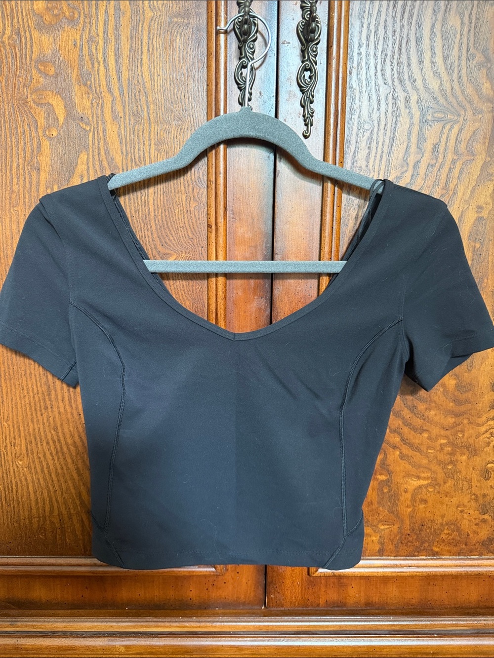 Lululemon Black Scoop-Neck Short Sleeve Women's Top
